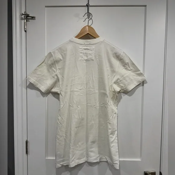 Abercrombie & Fitch Cream Graphic T-Shirt - Picture 7 of 8